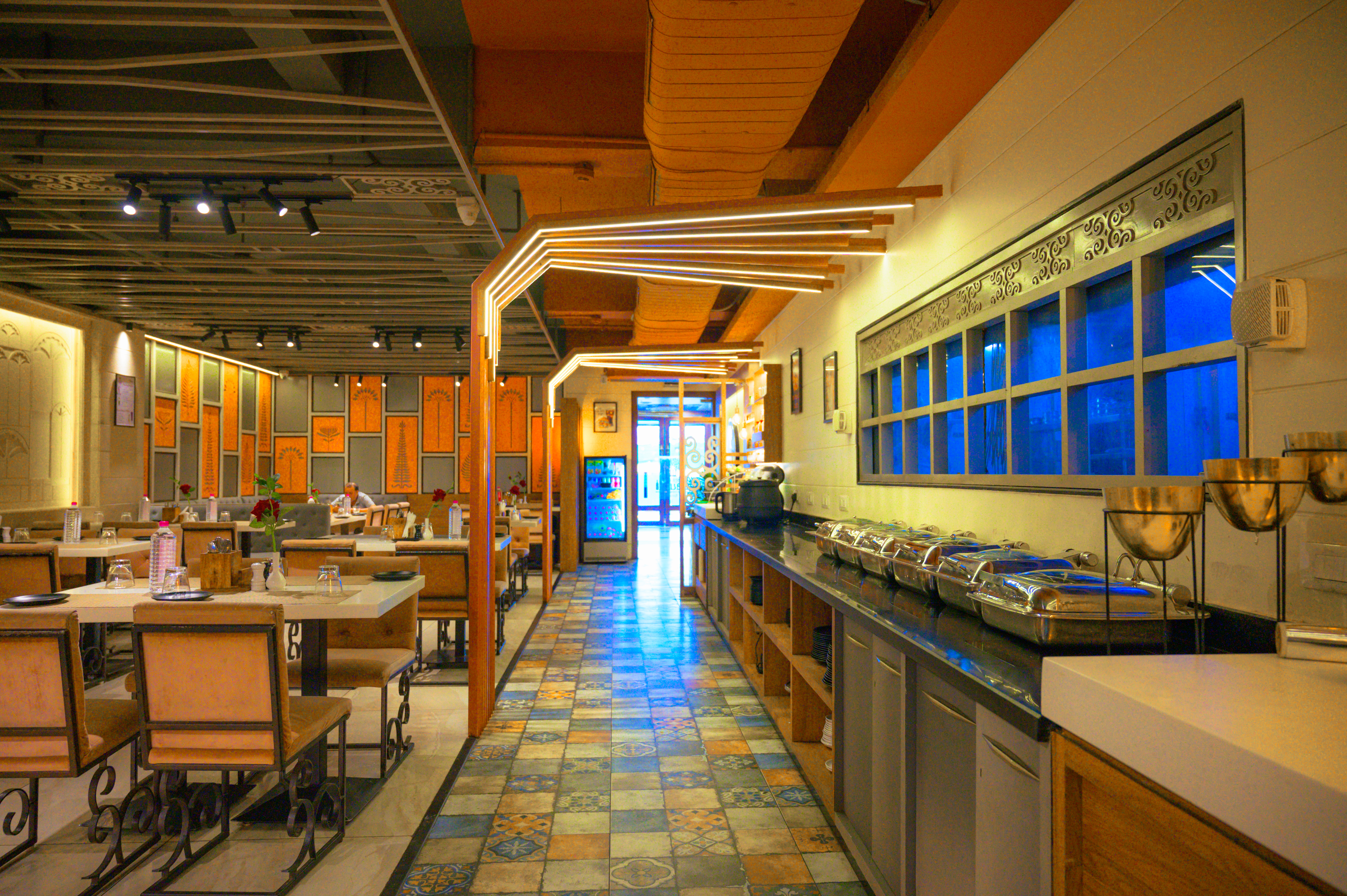 Restaurant Gallery 1